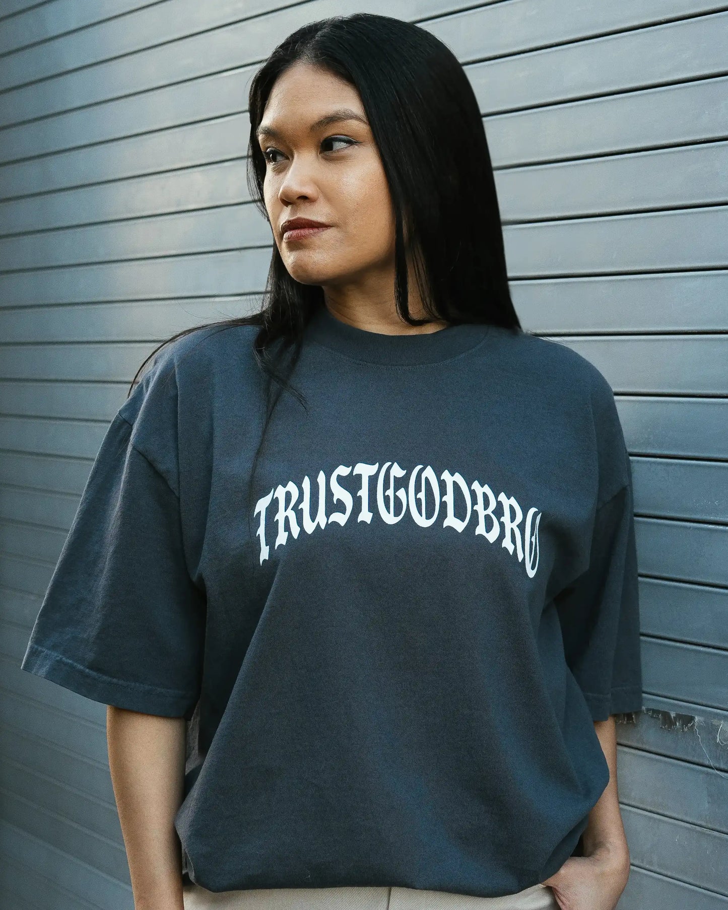 TRUST PREMIUM MOCK NECK TEE