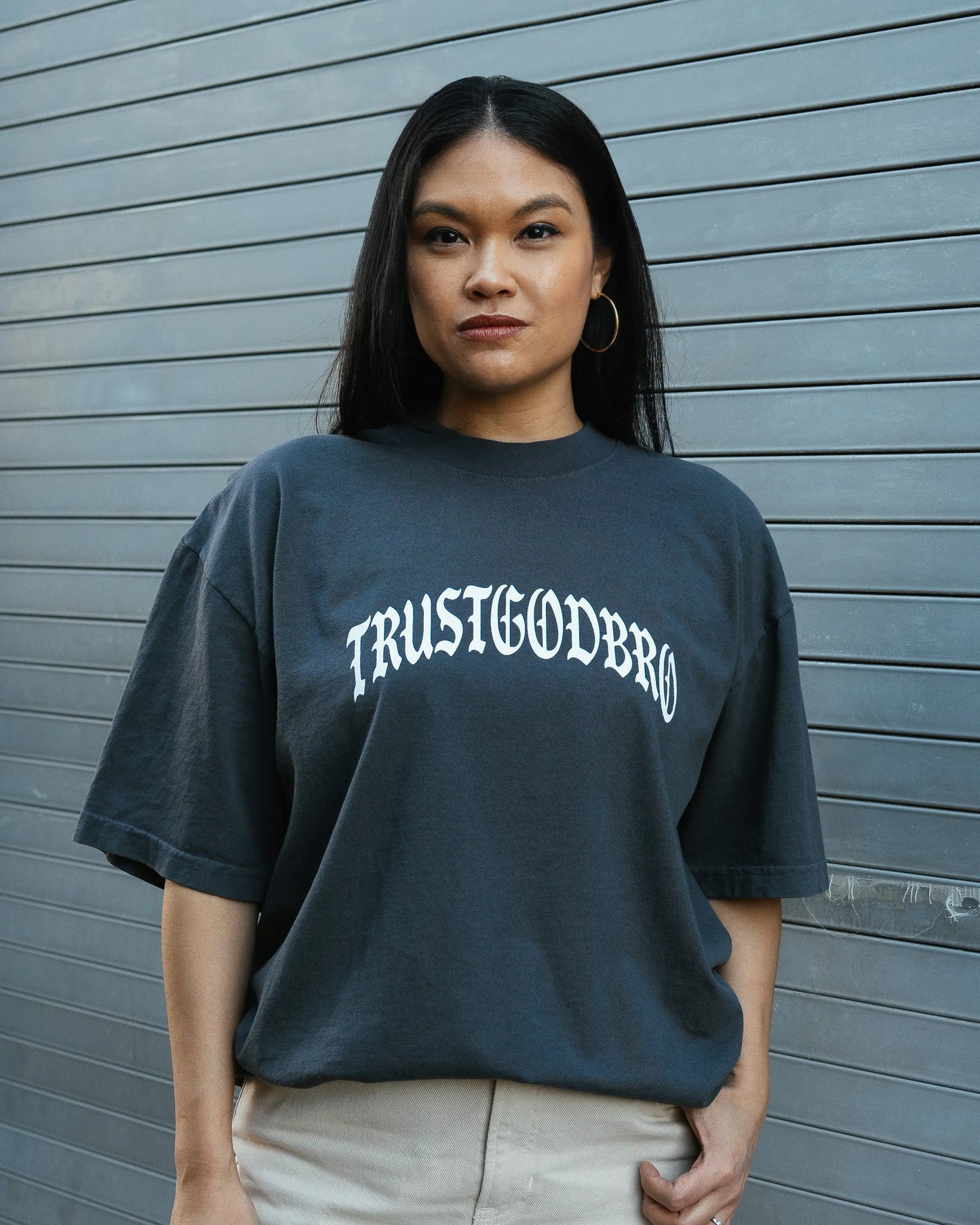 TRUST PREMIUM MOCK NECK TEE